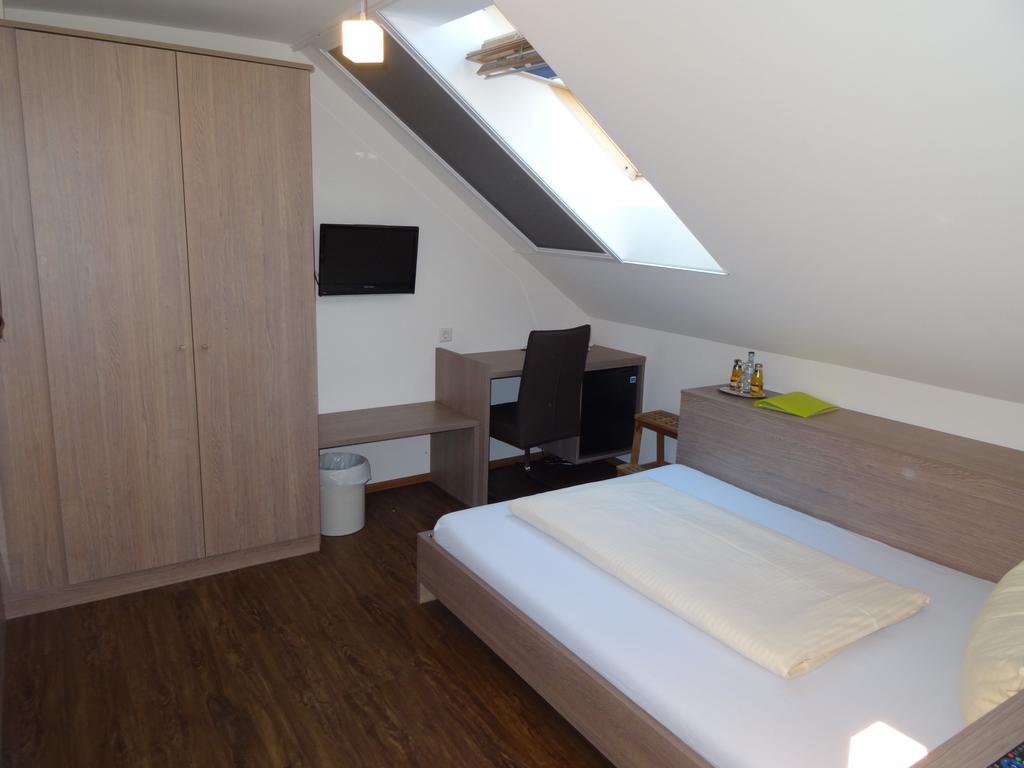Gasthof Zum Goldenen Lamm Wettelsheim Habitación foto