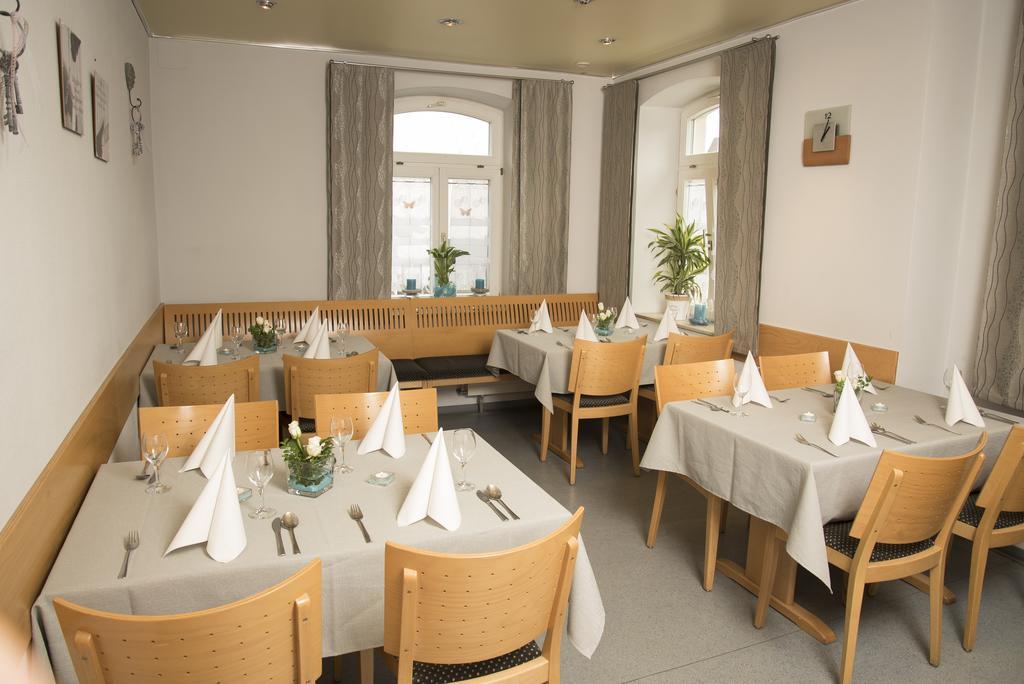 Gasthof Zum Goldenen Lamm Wettelsheim Exterior foto